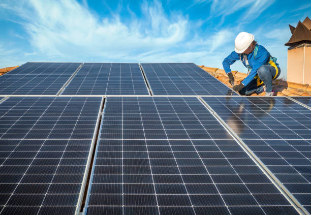 Best Hot Roofs  in Bastrop, TX